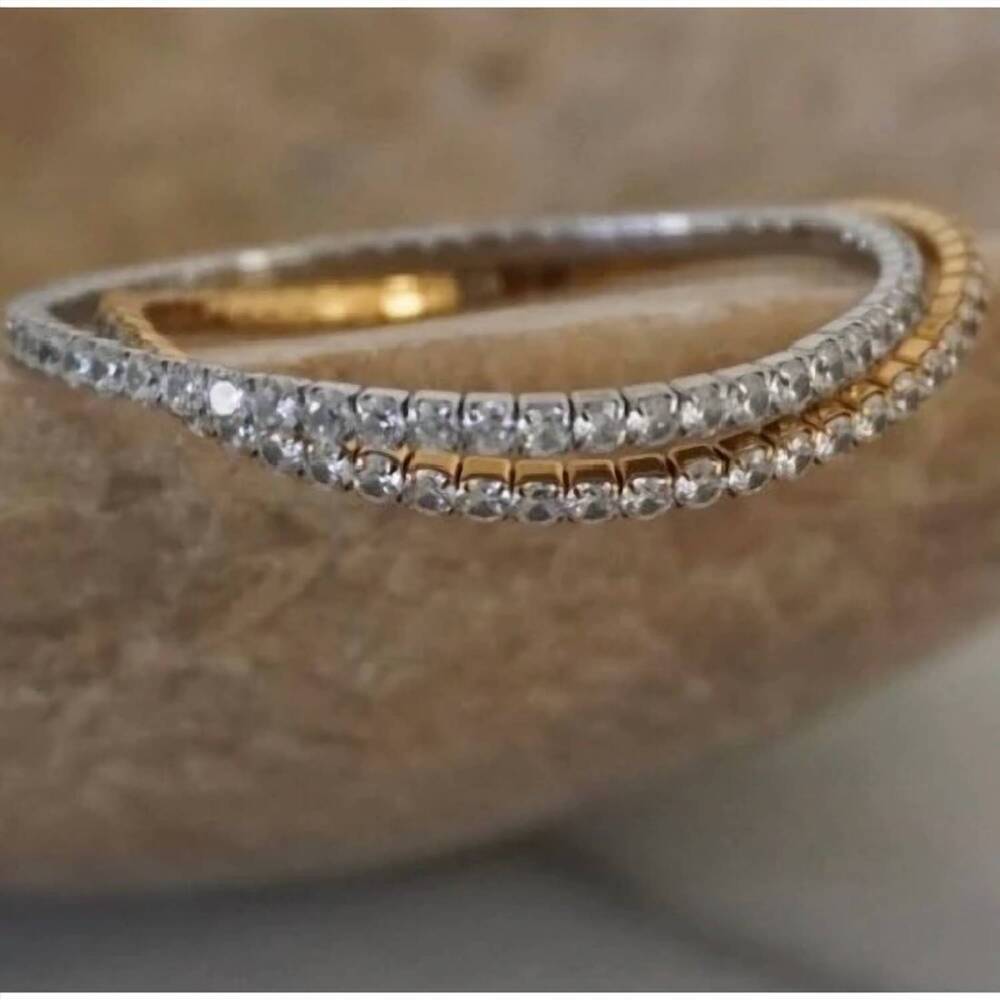 NEW CHANSUTTPEARLS women's stretchy rhinestone tennis bracelet in silver